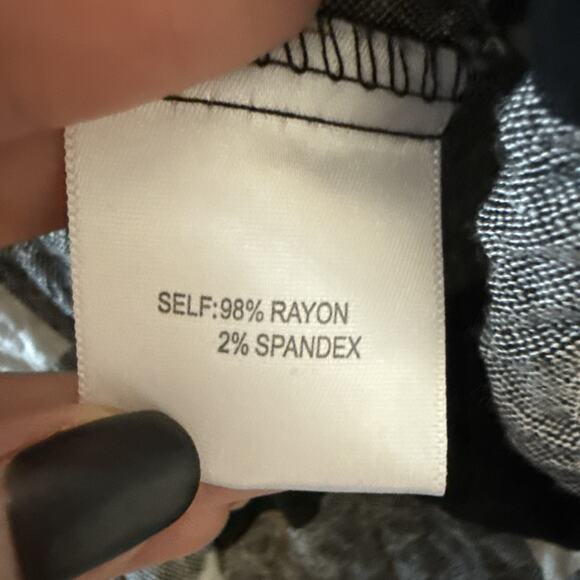 Jane And Delaney Women's Plus 3X Boho Buffalo Plaid Woven Crinkle Flowy Tunic - Picture 6 of 10